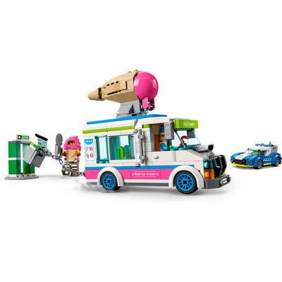 ICE CREAM TRUCK POLICE CHASE
