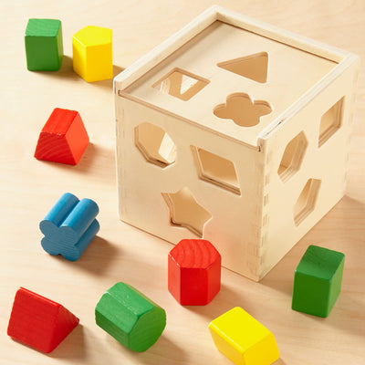 SHAPE SORTING CUBE